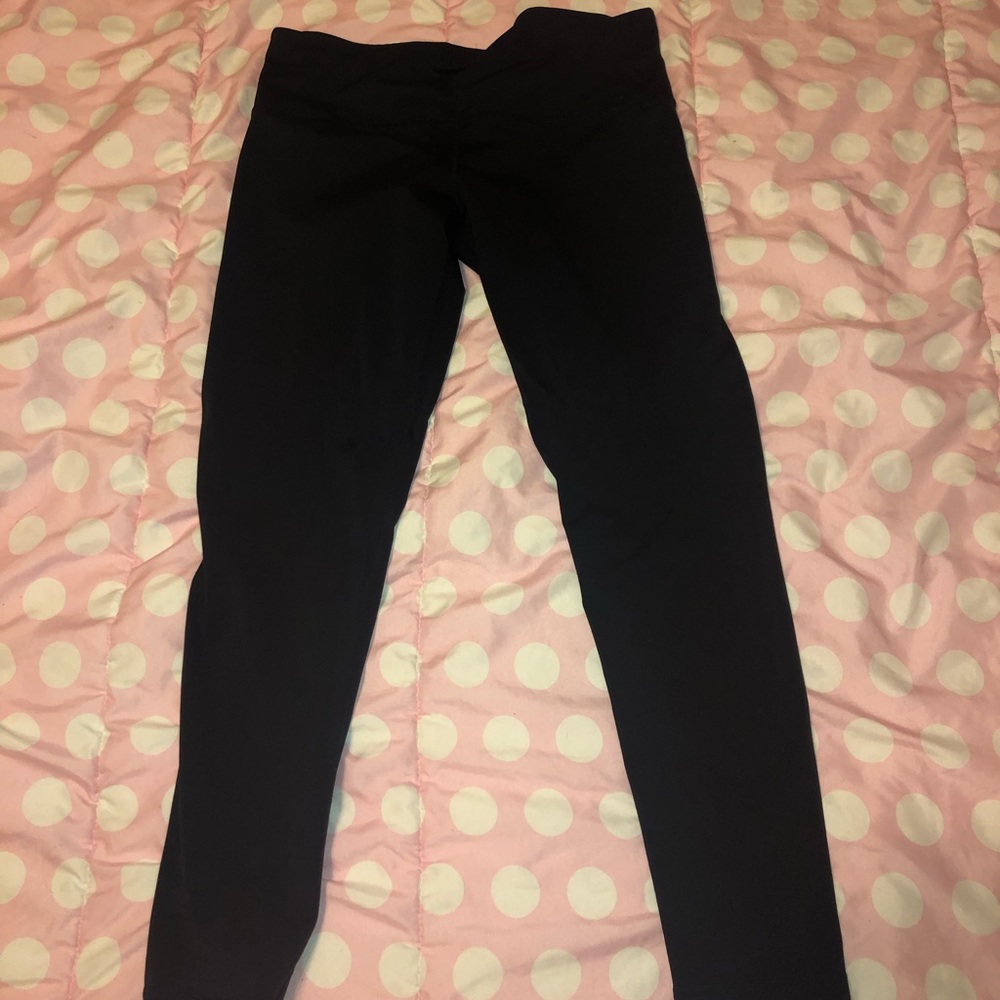 Black leggings